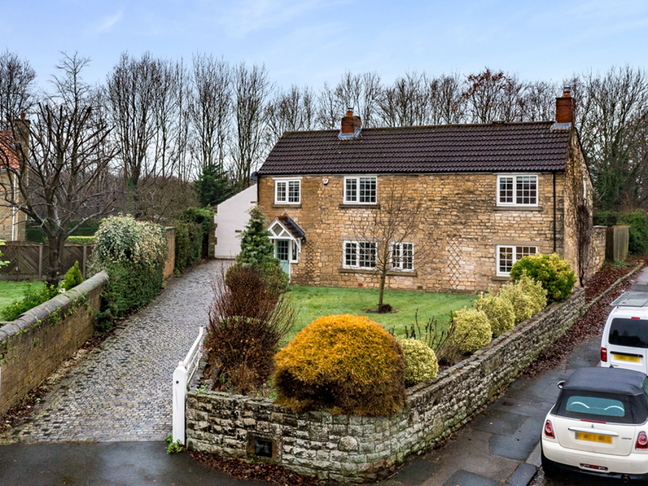 See Inside Milnthorpe Cottage for Sale in Bramham near Leeds Living North